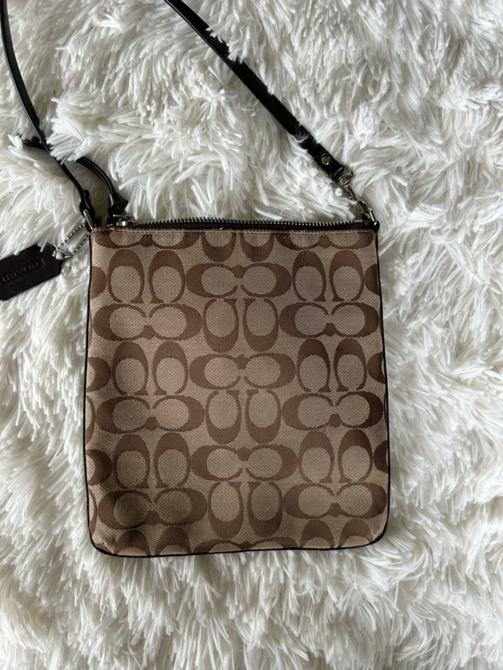 Coach | Signature C Canvas Crossbody